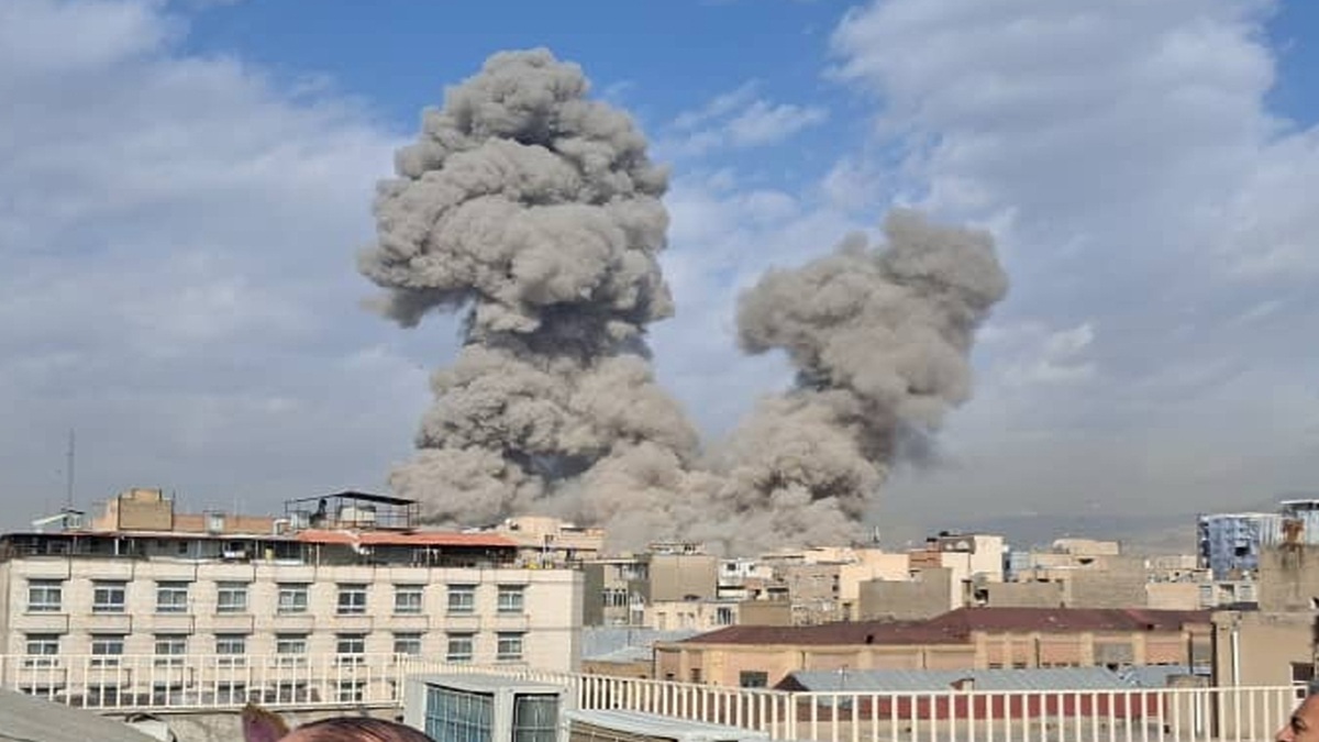 आयतुल्ला ख़ामेनई की शहादत पर पुराना शहर लखनऊ ग़म में डूबा है |